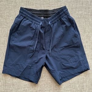 Lululemon Bowline Shorts 8", Sz Small, True Navy